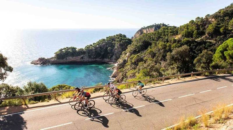 Cycling tour scenery